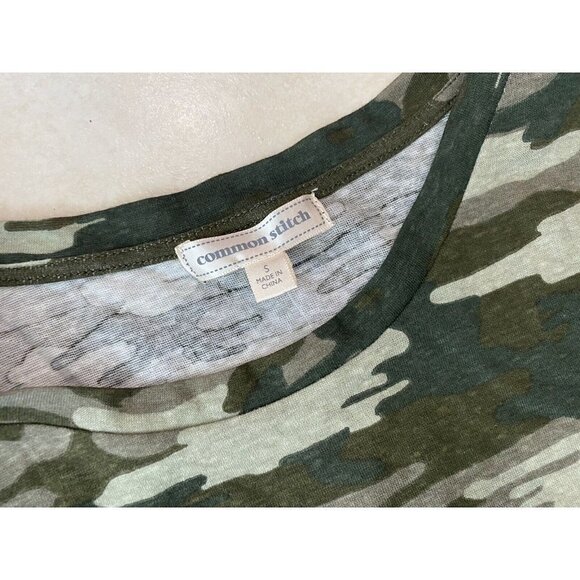 Common Stitch Women’s Green Camouflage Short Sleeve T-Shirt Juniors Size: S - Picture 4 of 7